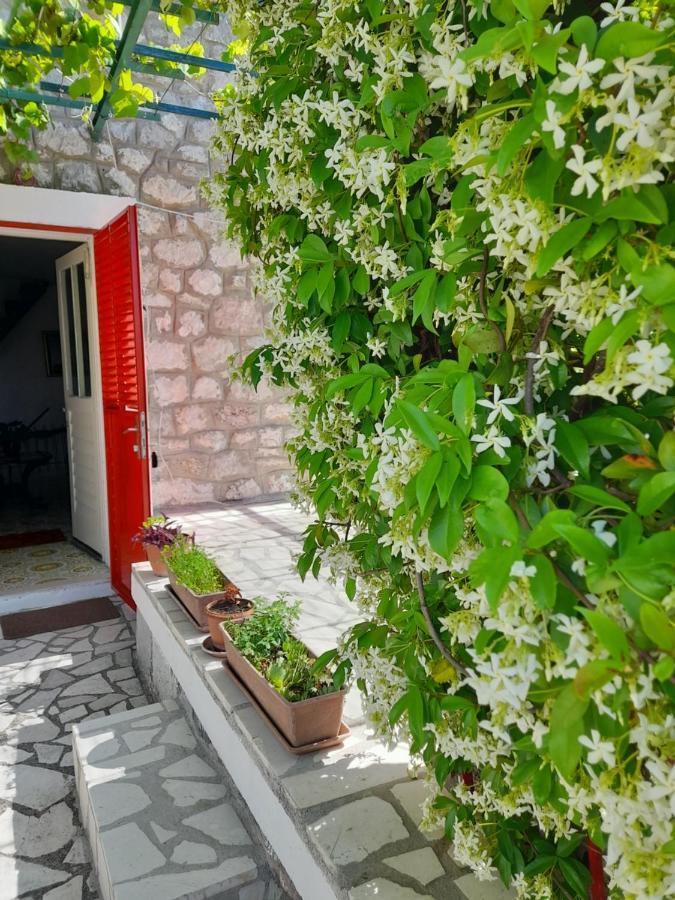 Stone House In Buljarica Villa Petrovac Ngoại thất bức ảnh