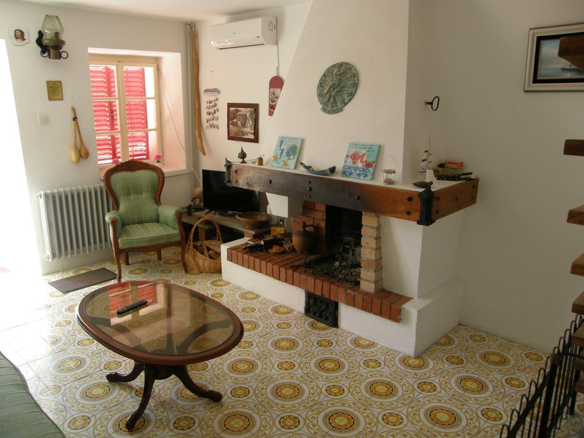 Stone House In Buljarica Villa Petrovac Ngoại thất bức ảnh